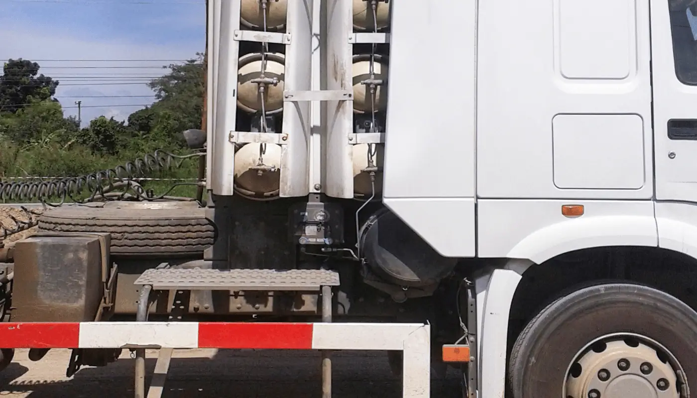 Adoção de veículos movidos a GNV: a estratégia de descarbonização da Mercosul Line