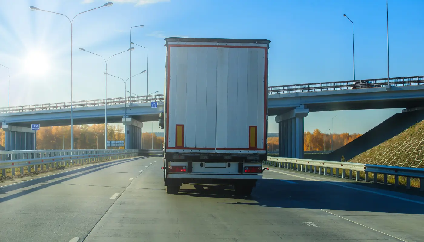 Qual a melhor velocidade para economia de combustível em caminhões?