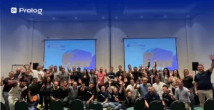 Foto dos participantes do evento.